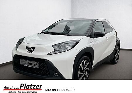 Toyota Aygo (X) 1,0 l Black & White Apple CarPlay Android
