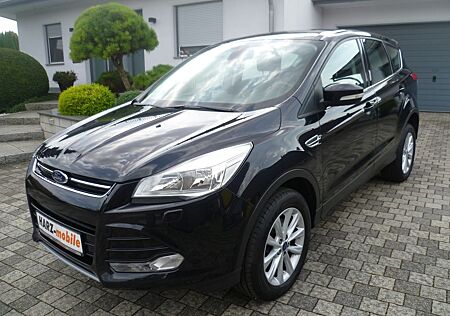 Ford Kuga Titanium-4x4-NAVI-TEILLEDER-ANHÄNGERK.