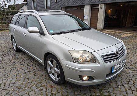 Toyota Avensis Combi 2.2 D-CAT