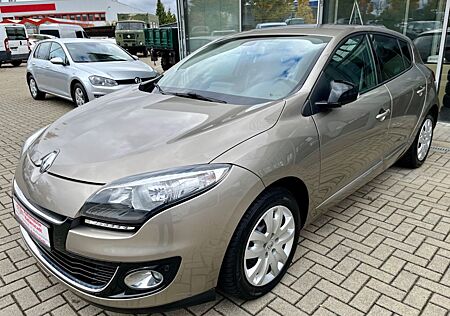 Renault Megane III Lim BOSE Edition/Teilled/AHK/TÜV10/27