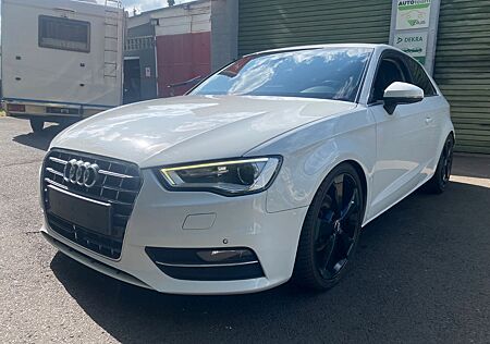 Audi A3 ambiente B&O ACC 19Zoll Rotor KW Fahrwerk