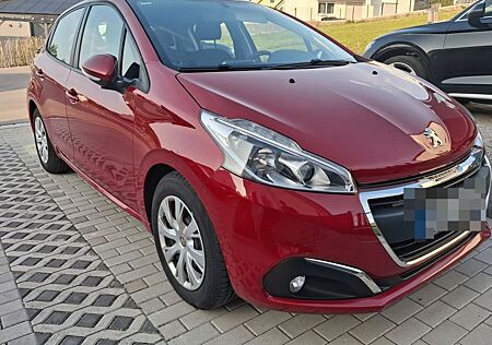 Peugeot 208 PureTech 82 Active, 1. Hand, TÜV bis 01/2027