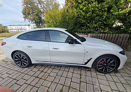 BMW i4 M50 EZ 10/2023, Laser, AHK, Fahrass. prof