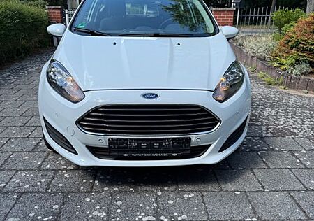 Ford Fiesta *WENIG KM*HU NEU*KLIMA