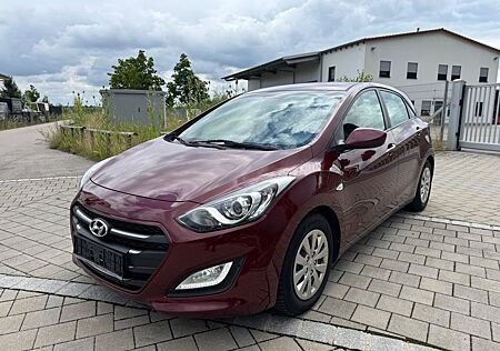 Hyundai i30 1.6 CRDi Facelift| Klima|Euro 6|TÜV Neu