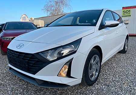 Hyundai i20 1.2 PDC NAVI Kamera