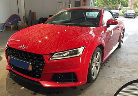 Audi TT Roadster 45 TFSI quattro