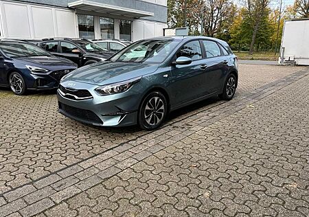 Kia Cee'd ceed 1.5 T-GDI GPF 140PS Spin EU NAVI|KAMERA|PDC