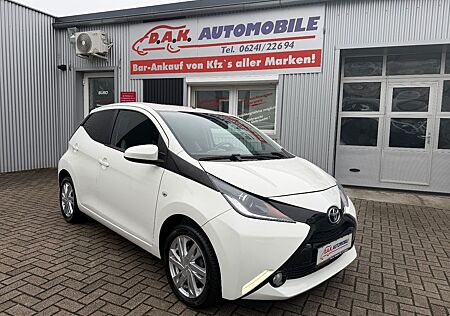 Toyota Aygo (X) -play touch 1.Hand+99TKm+Kamera+Allwetter