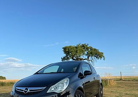 Opel Corsa 1.4 Color Edition 74kW Color Edition