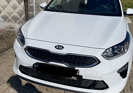 Kia Cee'd / Ceed 1.6 CRDi Eco 100kW DCT Platinum...