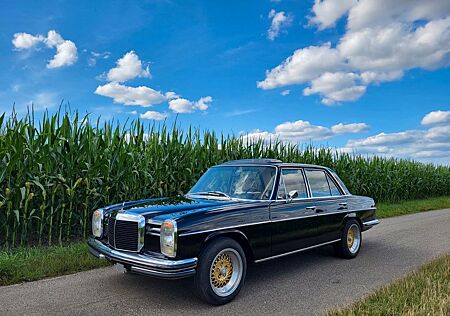 Mercedes-Benz E 280 , Top Zustand, restauriert, H zulassung