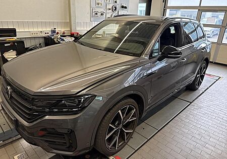 VW Touareg Volkswagen 3.0TDi 4M R-LINE ACC/HuD/PANO/MASSAGE/VC