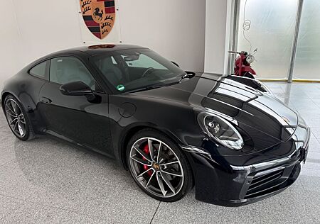 Porsche 992 4S - Approved- ACC - Pano- Hinterachslenkung