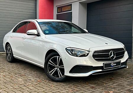 Mercedes-Benz E 200 Limousine 2xAvantgarde MBUX Soft Clouse