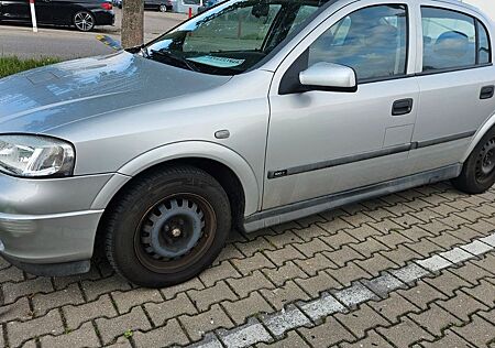 Opel Astra 1.6 Automatik