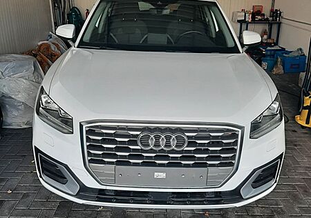 Audi Q2 30 TFSI 17" Alu-PDC-Sitzhz-Klimatronic