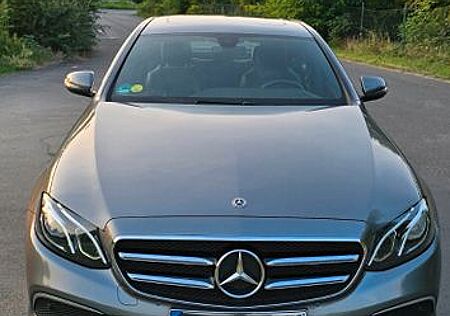 Mercedes-Benz E 220 d Autom. SD