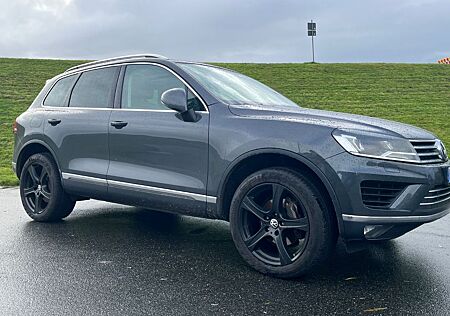 VW Touareg gebraucht kaufen VW Touareg Volkswagen 3.0 V6 TDI SCR Tiptronic -