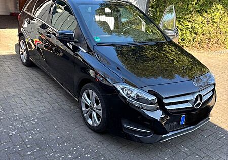 Mercedes-Benz B 180 d Urban