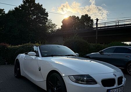 BMW Z4 2.2i E85 6 Zylinder