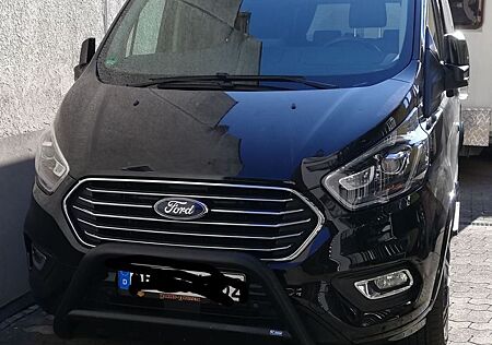 Ford Tourneo Custom L2H1 Titanium X mit viel Zubehör!
