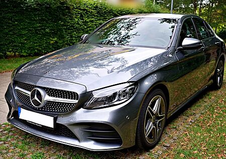 Mercedes-Benz C 180 AMG-Line, MB Garantie, Scheckheftgepflegt