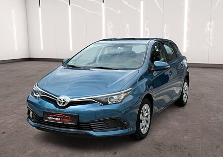 Toyota Auris Cool
