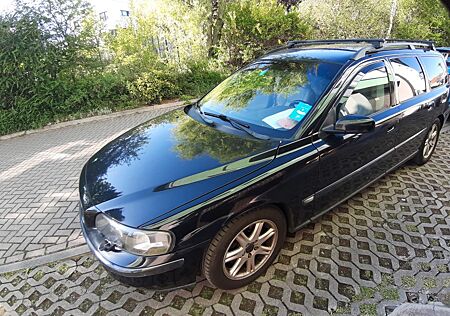 Volvo V70 2.4 D5 -