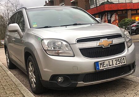 Chevrolet Orlando 2.0 LT MT LT