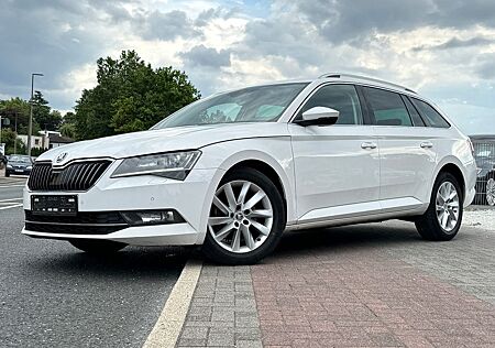 Skoda Superb Combi Premium Edition Virtual Sitzklima