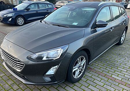 Ford Focus Turnier/LED/Kamera/7200Netto
