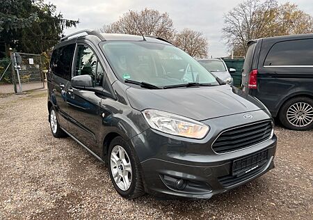 Ford Tourneo Courier Titanium 1,5 TDCi/Klima/EURO 6