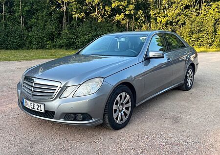 Mercedes-Benz E 220 CDI BlueEFFICIENCY - AUT SHZ EPH