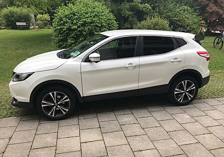 Nissan Qashqai 1.6 DIG-T N-CONNECTA 163PS, 360kamera