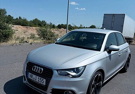 Audi A1 1.4 TFSI S tronic Attraction Sportback At...