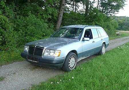Mercedes-Benz 200 200TE,KLR,ESSHD,ZV,COLOR,MET.,ABS,RC,ALU,MAL,ATA