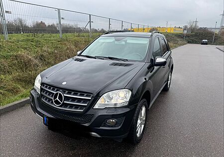 Mercedes-Benz ML 350 CDI 4M Tüv Neu AHK Schwenk Navi Kamera Le
