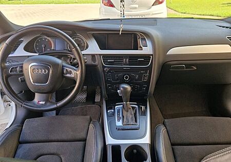 Audi A4 2.0 TFSI 132kW multitronic S line Avant S...