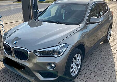 BMW X1 sDrive18i Advantage Advantage-Inspektion NEU