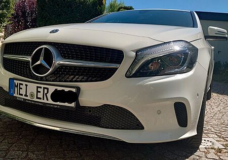 Mercedes-Benz A 200 -