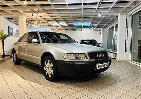 Audi A8 3.7 quattro tiptronic