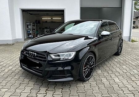 Audi S3 TFSI S tronic quattro Sportback -