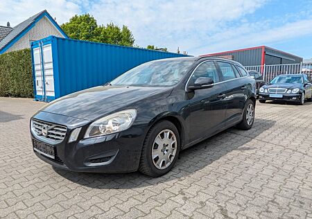 Volvo V60 Kombi Momentum