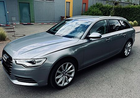 Audi A6 2.8 FSI Avant -