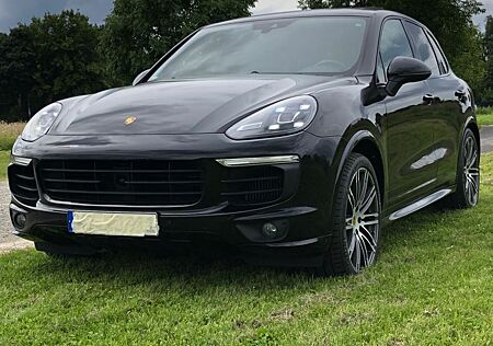 Porsche Cayenne S Diesel Sport Design Pano/Approv.+Key
