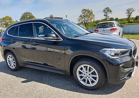 BMW X1 Baureihe sDrive 18 d Advantage *Pano*Navi*
