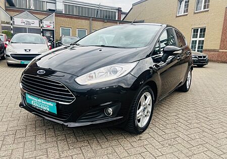 Ford Fiesta Titanium 2xPDC NAVI SHZ WHZ Garantie