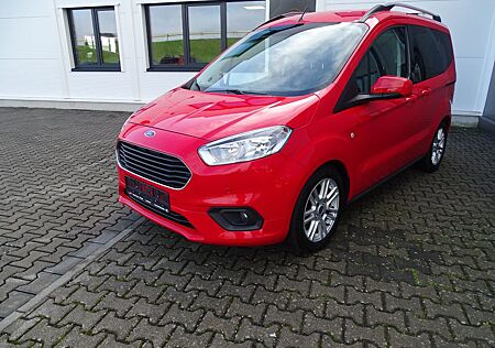 Ford Tourneo Courier Titanium