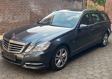 Mercedes-Benz E 200 CDI T BlueEFFICIENCY AVANTGARDE AVANTGARDE